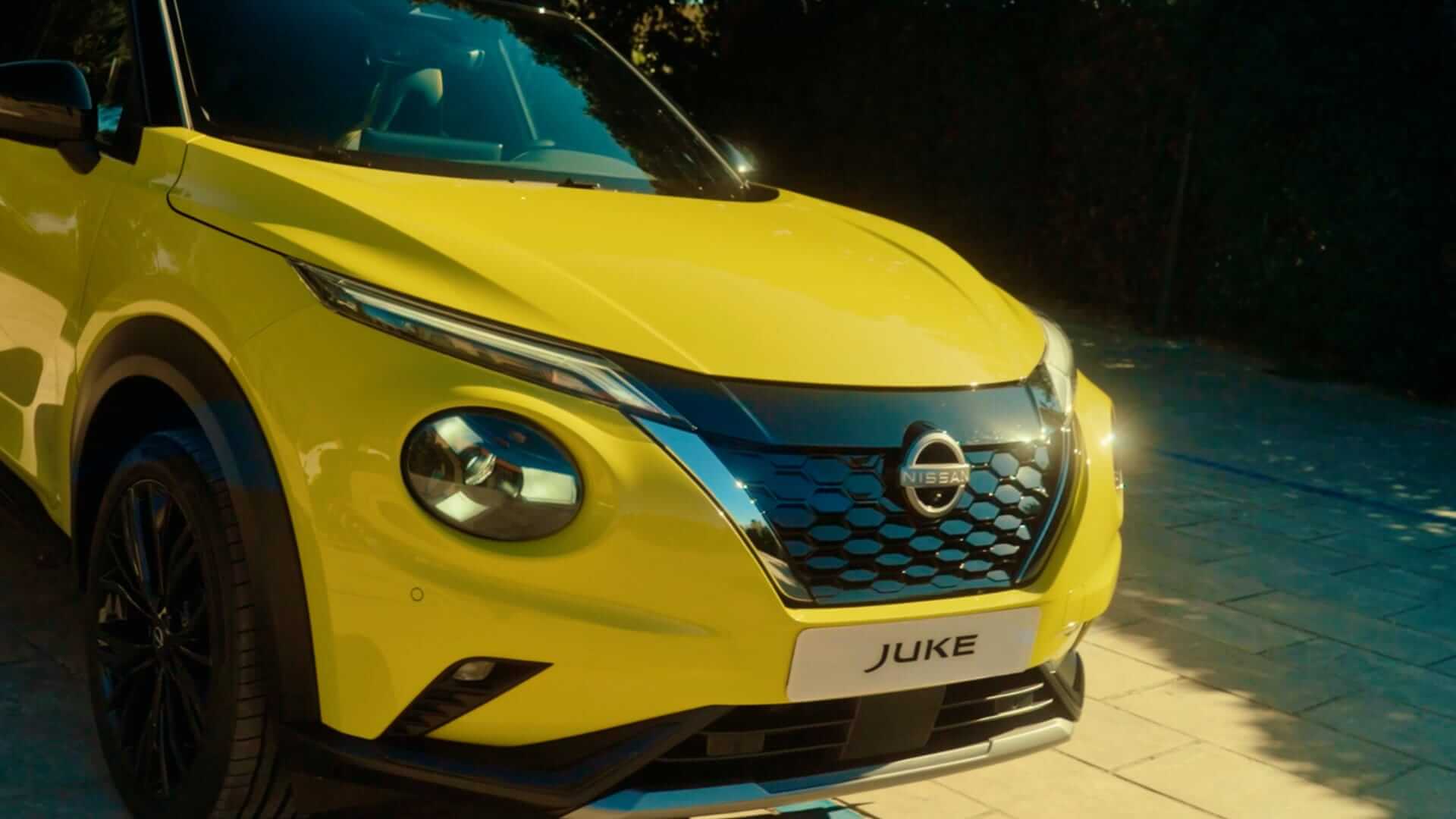 Nissan JUKEn ulkopuolen muotoiluvideo